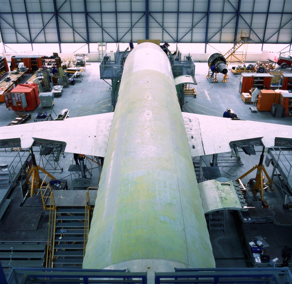 Avion_construction_57434632_22.jpg