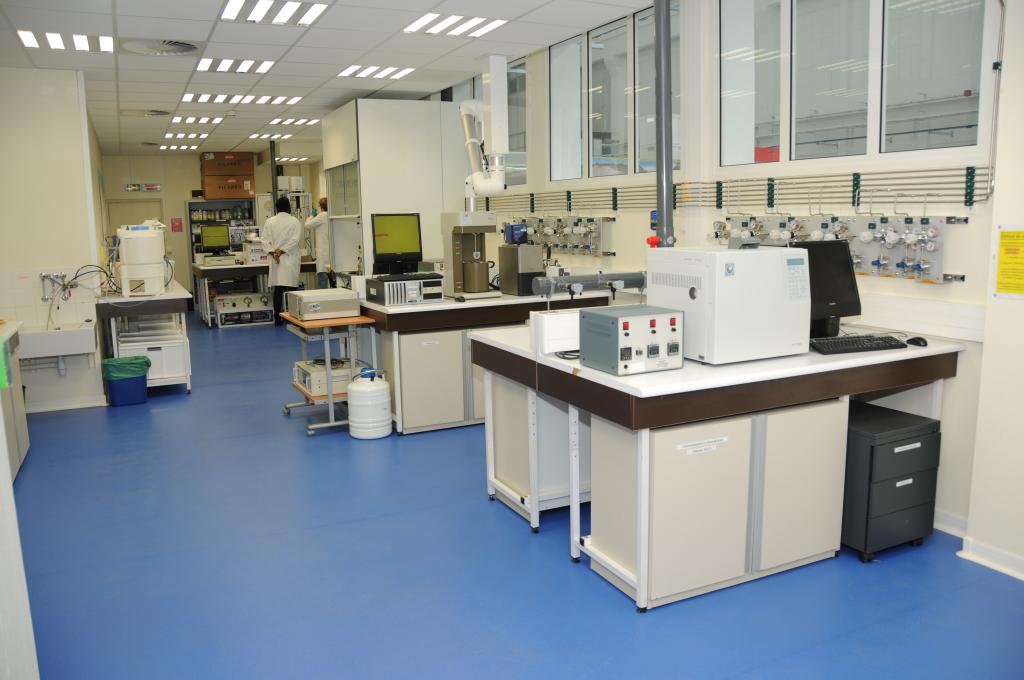 Vue_générale_du_laboratoire_3_18oct16.JPG
