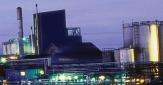 vue d'usine la nuit